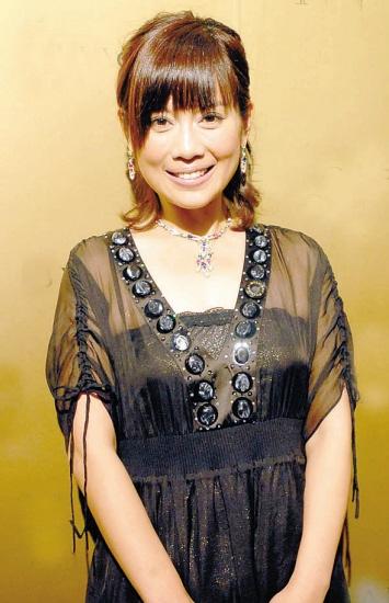 时尚名品沈阳开旗舰店蒋勤勤陈松龄魏佳庆亮相