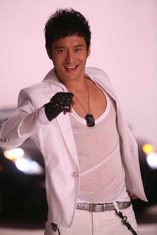 黄晓明拍mv千万名车助阵 香车美女画面惹火【图】