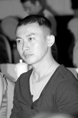 演员聂远被指私建阳光房 物业下发停工通知【图】