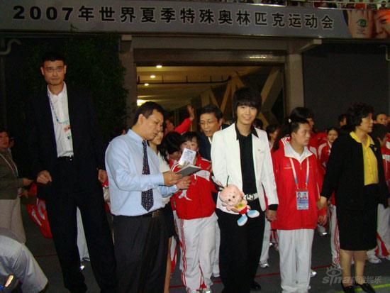 宋晓波任特奥大使 助阵开幕式与姚明同行【图】