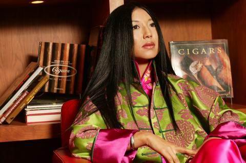 华语娱乐圈女星出书全攻略-杨二车娜姆感性之作_影音娱乐_新浪网