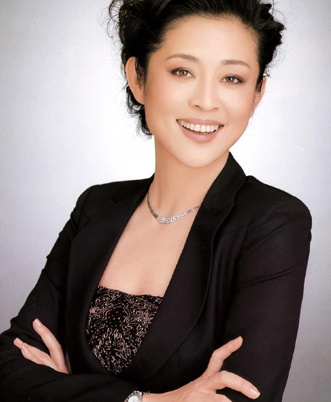 娱乐圈最不务正业的主持人倪萍杨小乐高票当选