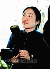 网上风传模范夫妇离婚牛群：传闻不用理会(图)