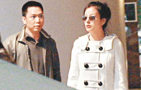 赵薇生女入豪门拔头筹 "四小花旦"情路多波折