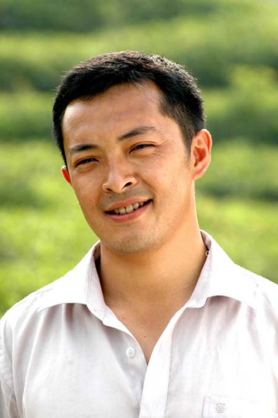 富大龙经介绍认识爱妻 没有求婚想生小孩