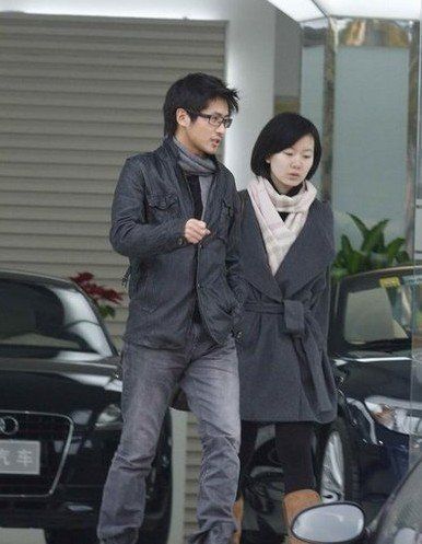 韩寒谈女儿称难再爱其他姑娘