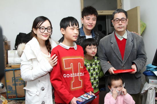 贾乃亮喜得双胞胎图片