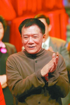 侯耀文生前未立遗嘱八千万家产无法证实(组图)