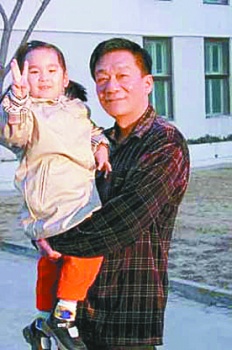 侯耀文生前未立遗嘱八千万家产无法证实(组图)