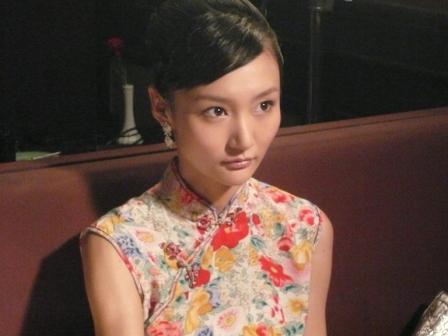 牛萌萌携好男儿演绎香港电影花样年华组图