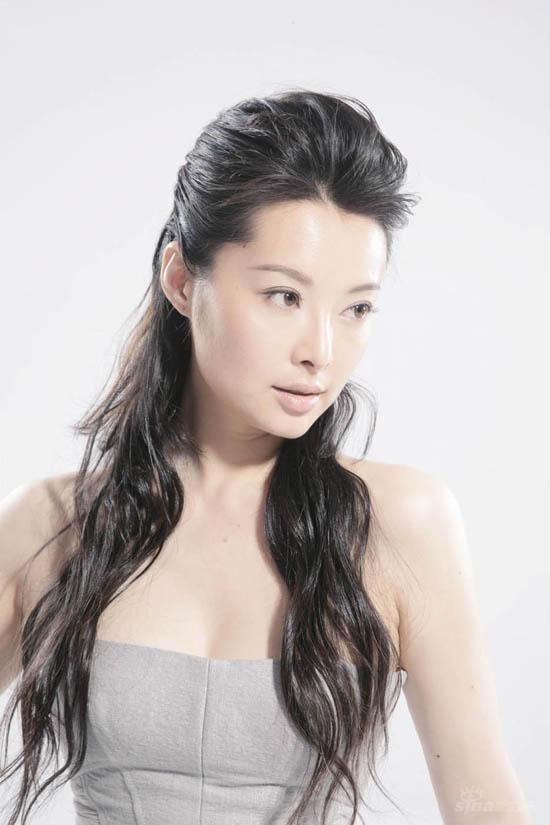 ��ͼ��Ԭ������д���ع�չ¶�Ըн�������