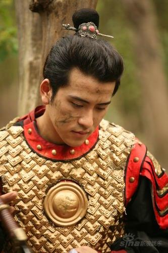 组图:笑场王VS扎一条 卫国大将军苦中作乐