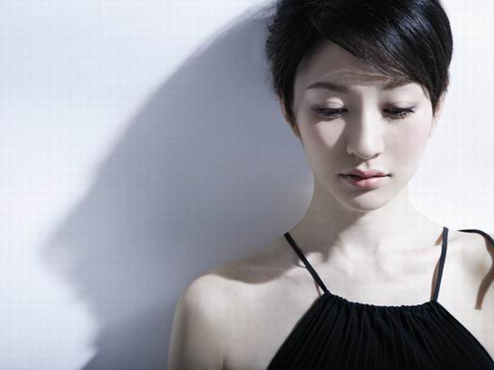 组图：李小冉气质写真出炉清纯唯美娇艳如花