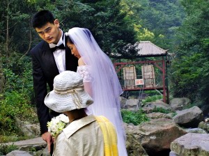 姚明叶莉杭州拍婚纱 平易近人避谈住处【图】