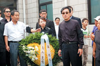 文兴宇告别仪式没有哀乐 众明星到场送行(组图)_影音娱乐_新浪网