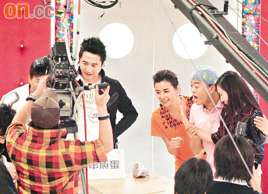 孙耀威相中贾晓晨 做节目惨中“美人计”【图】