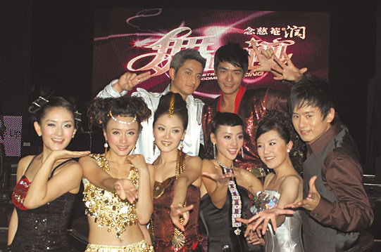 李学庆抱憾“舞动奇迹” 众艺人泪眼相送【图】