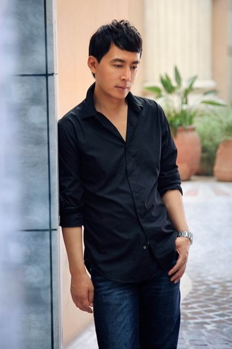 于洋写真彰显熟男魅力