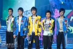 井柏然险进八强冯小刚高度赞扬好男(组图)