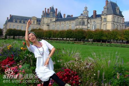 图文：秦岚法国浪漫写真-优美pose