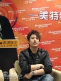 组图：潘玮柏做客新浪聊天室畅谈心中的好男儿