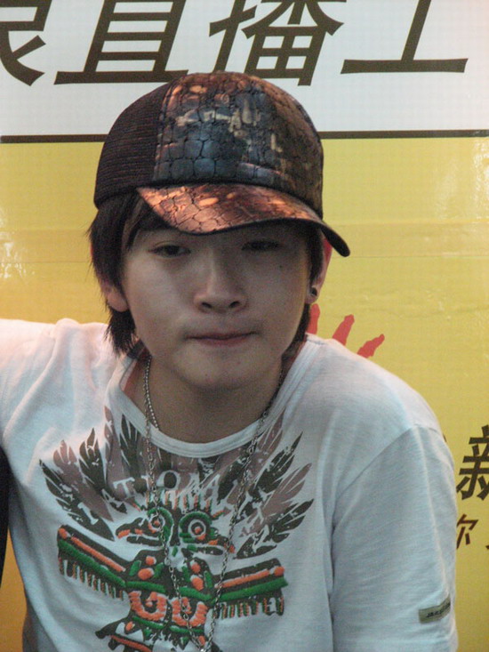 图文:好男聊天--闫安以为自己上一场会遭淘汰