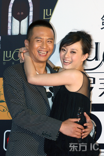 图文:时尚风云榜颁奖盛典--邓超孙俪神仙情侣
