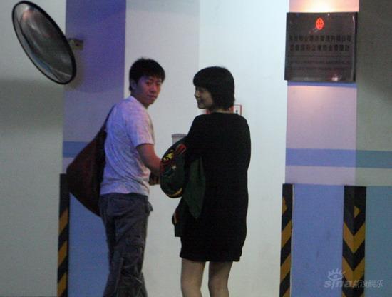 高圆圆再次夜宿夏雨家 两人恋情果成真(组图) 