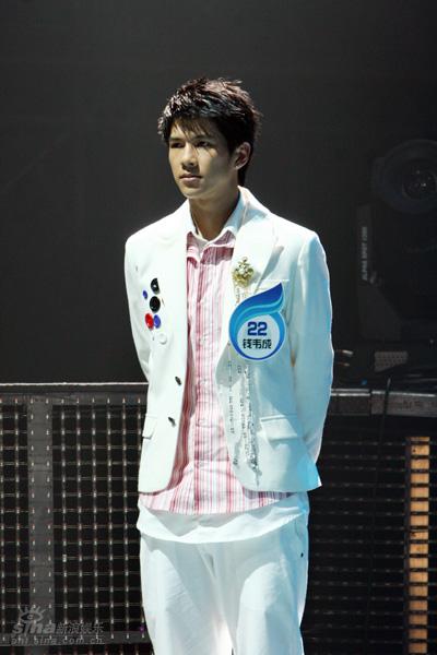 图文:绝唱配对赛第三场--钱韦成忍痛割爱