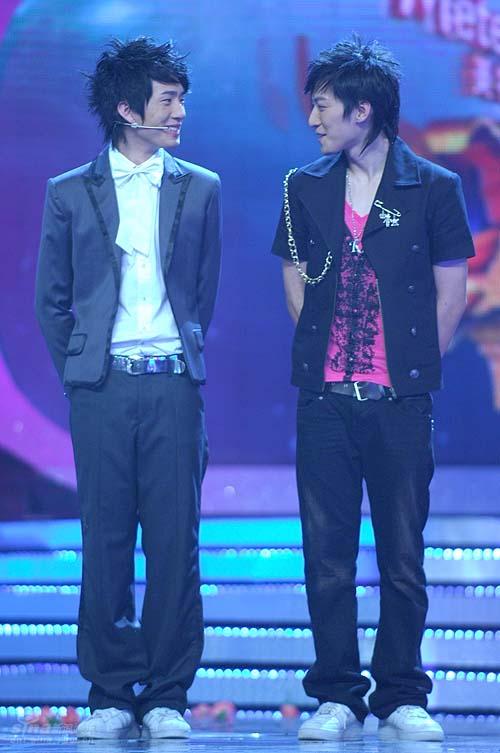 图文:加油好男儿4进3--KIMI井柏然对笑_影音娱乐_新浪网