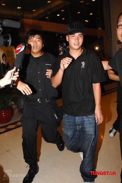 张柏芝香港顺利生子 亲人好友轮流探望【图】