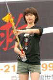 组图：投篮为公益桂纶镁10投10进周杰伦进4球