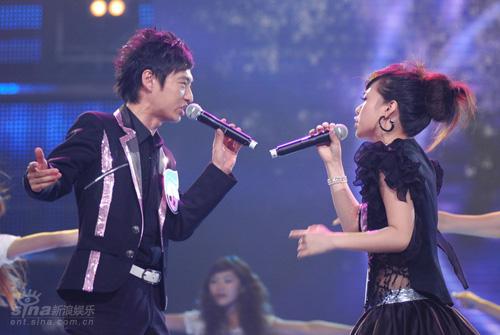 图文:绝对唱响6进5--姜洋张婷对唱