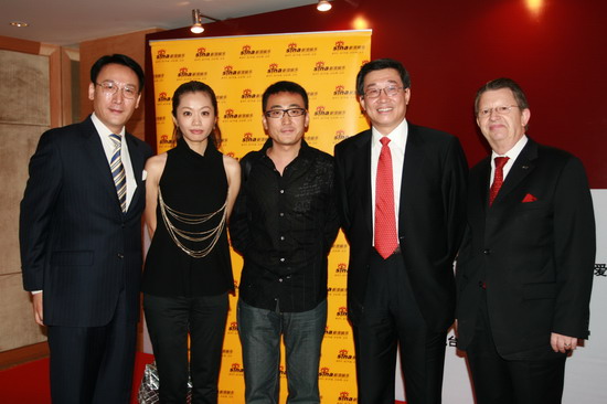 图文:曾子墨窦文涛谈特奥-聊天嘉宾合影