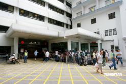 组图：沈殿霞陷入昏迷再次入院医院现场混乱