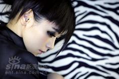 徐若瑄芭比写真曝光清纯性感融为一体(组图)
