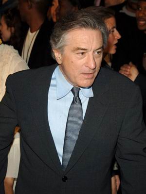 罗伯特-德尼罗官司缠身被索赔180万美元(图)