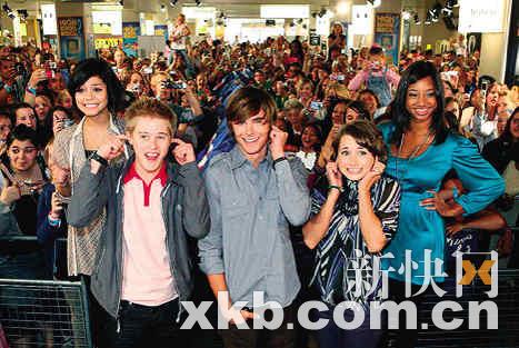 ����У���־硷ͯ�����ˣ�������һ����˹͡��