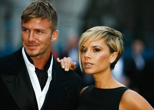 贝克汉姆寻20人陪买游戏机 推出香水销量佳(图