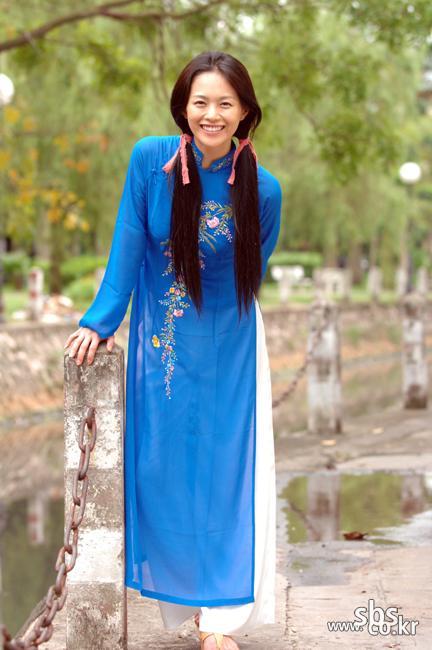 资料：韩剧《黄金新娘》人物--李英雅饰珍珠