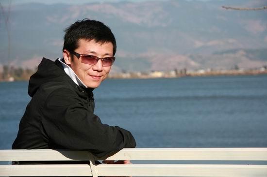 资料:成都电视主持人甄选选手简介--胡晓