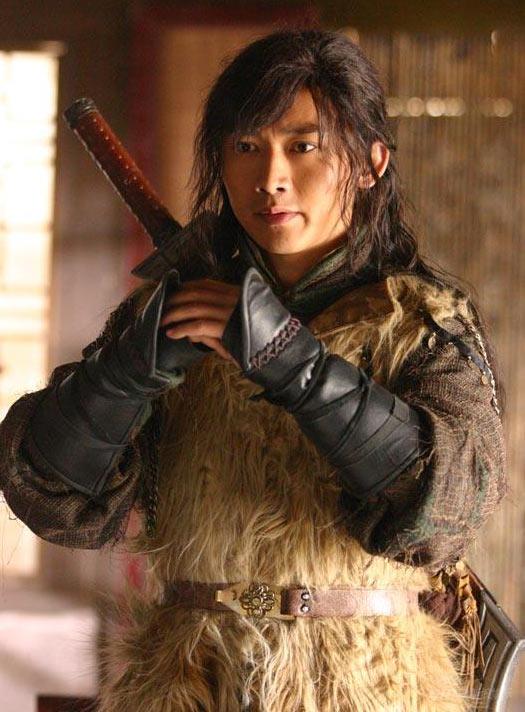 排行榜第2季度入围男演员：聂远《雪山飞狐》