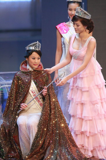 2007香港小姐总决赛全程实录张嘉儿爆冷夺冠
