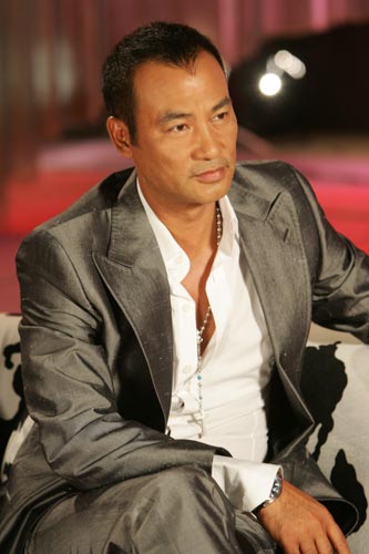 资料：《东方茱丽叶》人物褚形--任达华饰