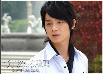 《<em>公主小妹</em>》<em>人物</em>介绍:辰亦儒饰南风彩_<em>公主小</em>