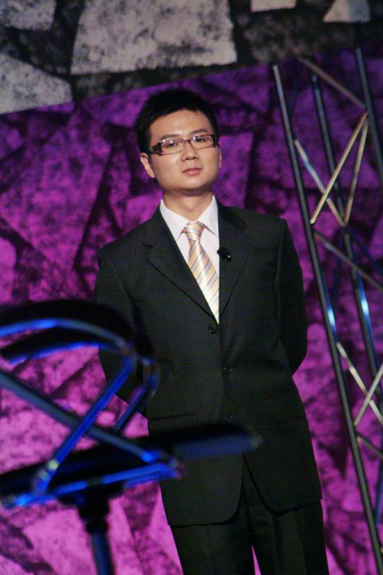 资料:《百万智多星》主持人李凡简介