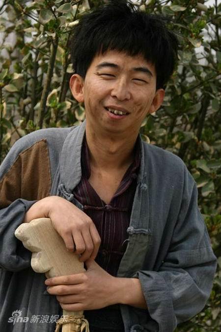 资料:大戏看北京之挚友奖--色子 巨兴茂饰