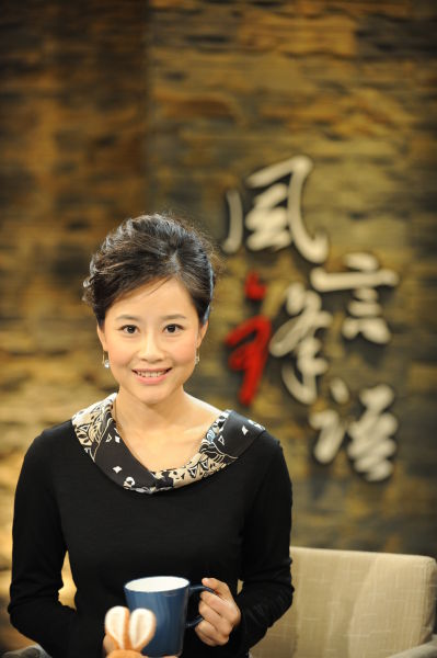 资料:2011smg名优播音员主持人候选人-李蕾