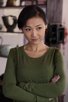 资料图片:《院里院外》主演-赵雪莲饰吴雅秀
