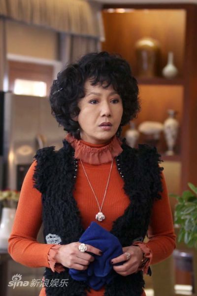 资料图片:《女人的颜色》主角-王思语饰姚母